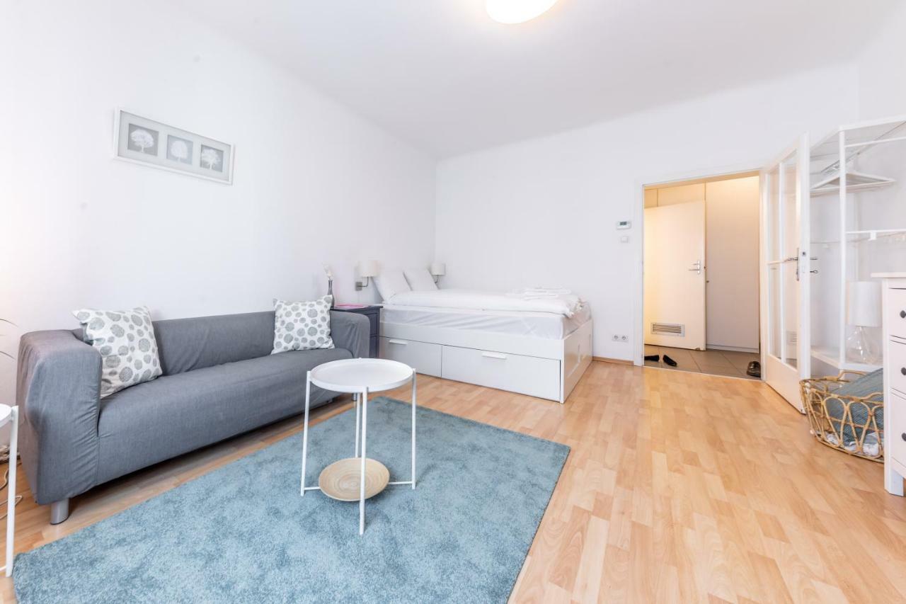 Apartment Near Naschmarkt Wien Exteriör bild